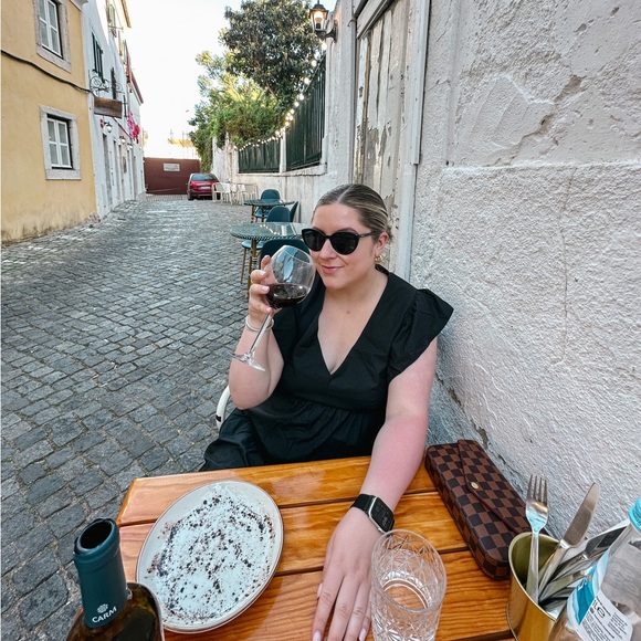 MEET THE POSHER - Picture 1 of 2